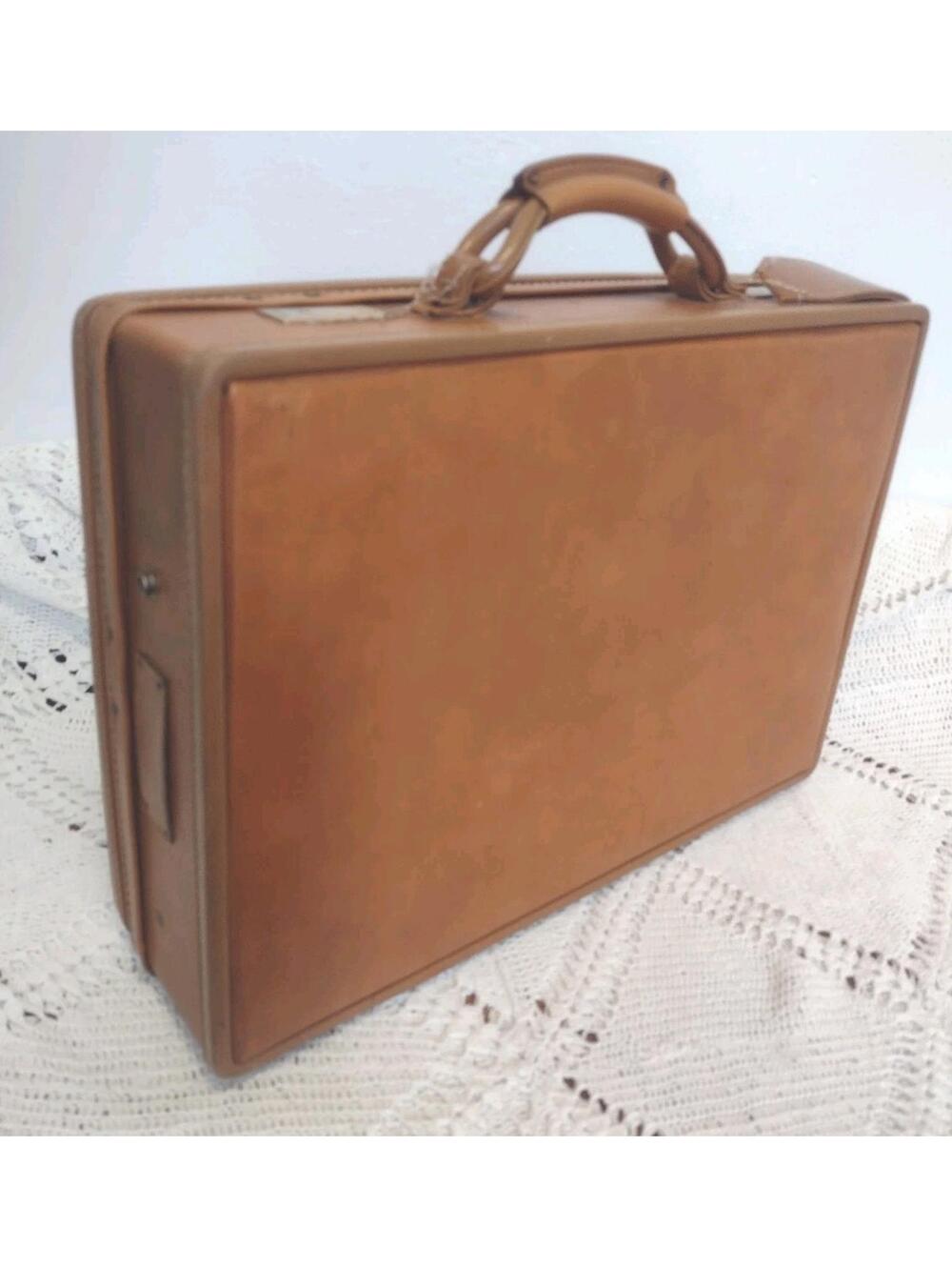 1940s Hartmann Leather Suitcase 18.5x13.5x5 Paisley Lined Organizer Case